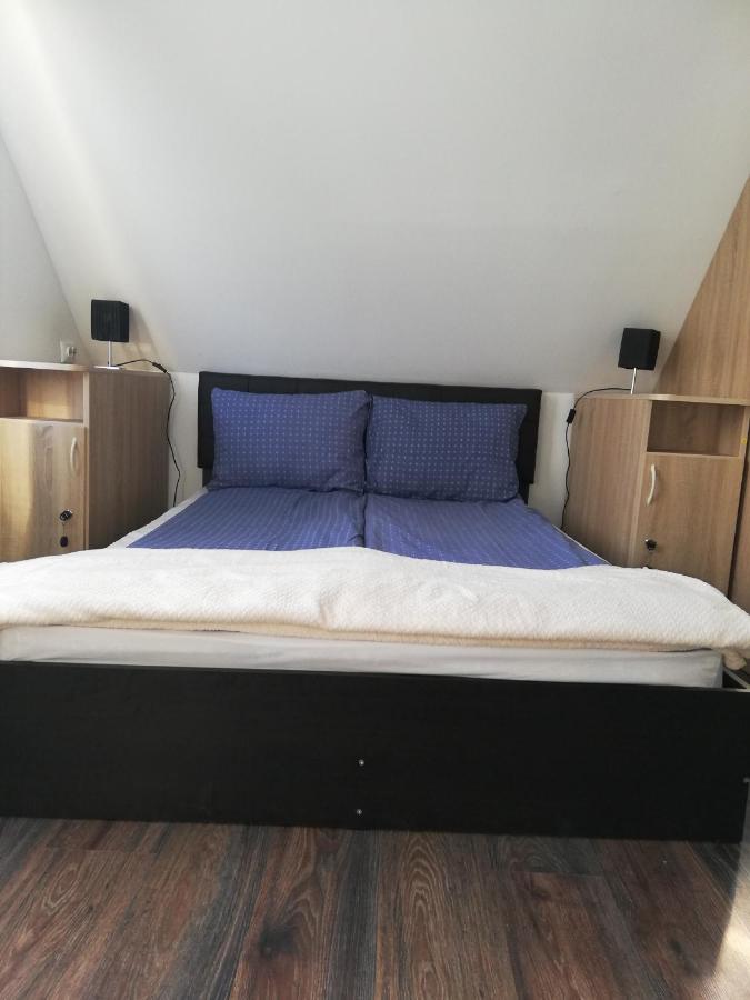 Imado Vendeghaz Apartment Cernat Luaran gambar