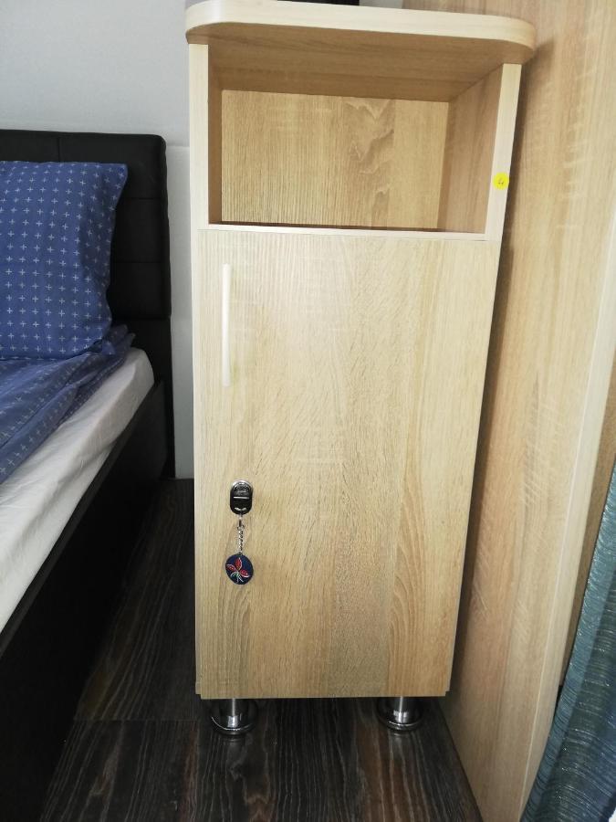 Imado Vendeghaz Apartment Cernat Luaran gambar